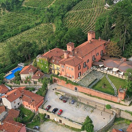 Castello Rosso Hotel Costigliole Saluzzo Buitenkant foto