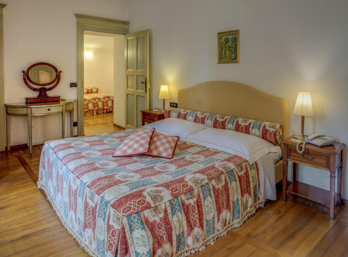Castello Rosso Hotel Costigliole Saluzzo Buitenkant foto