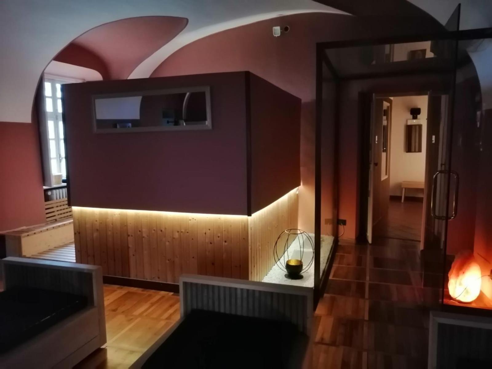 Castello Rosso Hotel Costigliole Saluzzo Buitenkant foto
