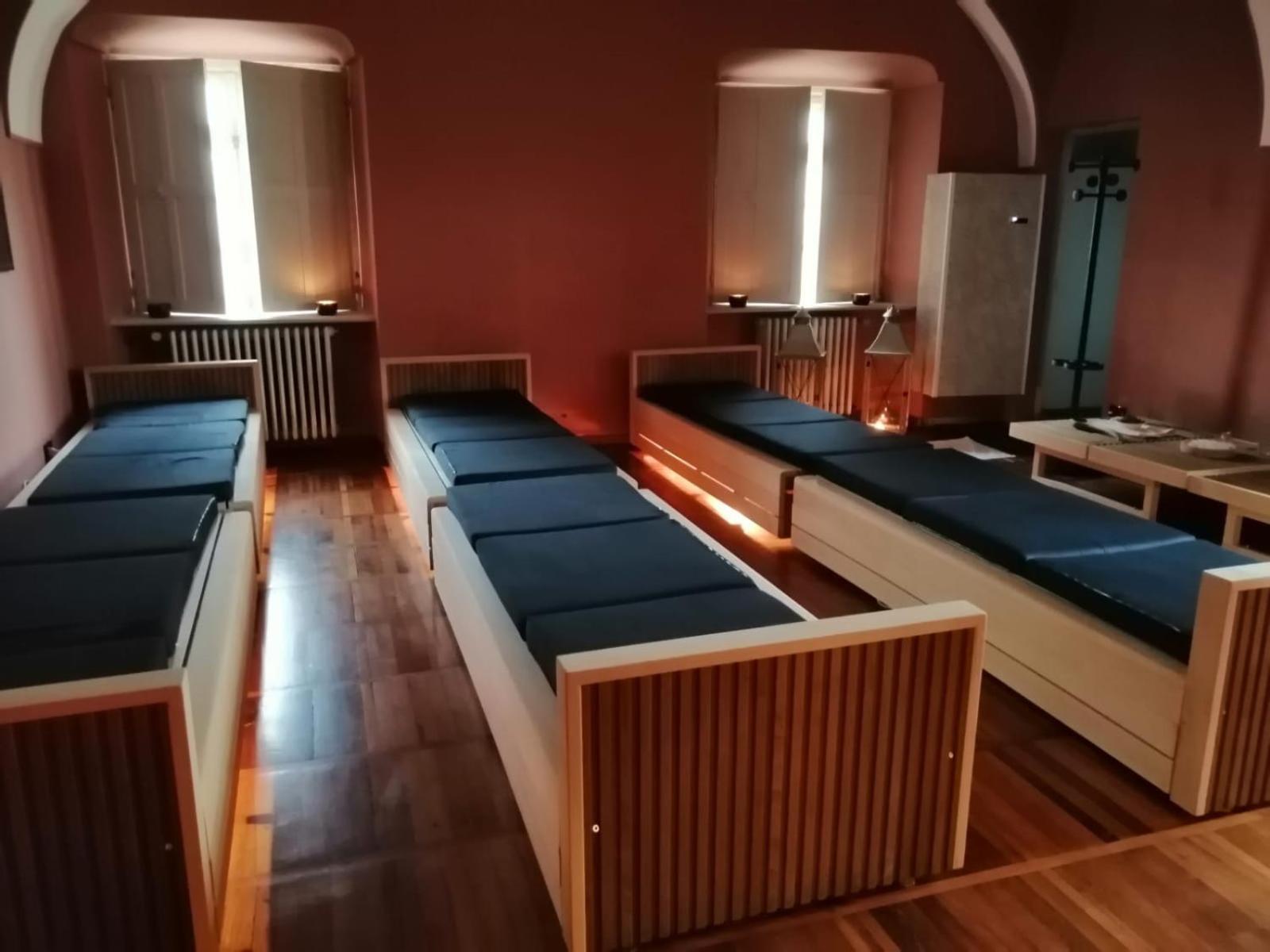 Castello Rosso Hotel Costigliole Saluzzo Buitenkant foto