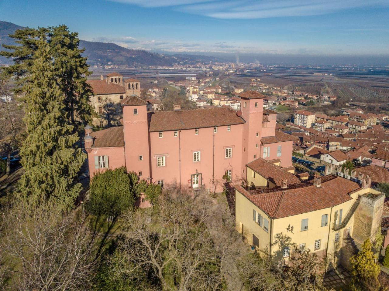 Castello Rosso Hotel Costigliole Saluzzo Buitenkant foto